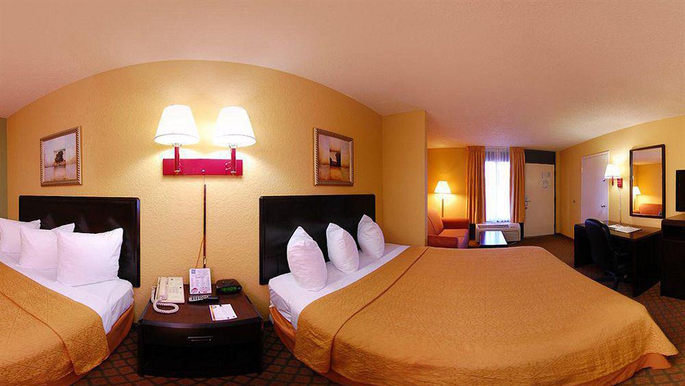 Quality Inn & Suites Orlando Airport المظهر الخارجي الصورة